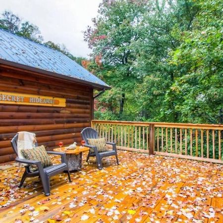 Great Location Pool Table Hot Tub Villa Gatlinburg Exterior photo